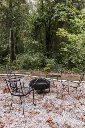Greenway Garage With Firepit Athens Luaran gambar